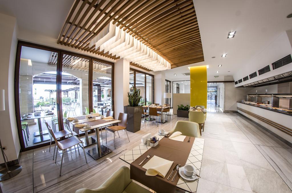 Premier Sands - Full Board Resort 4*